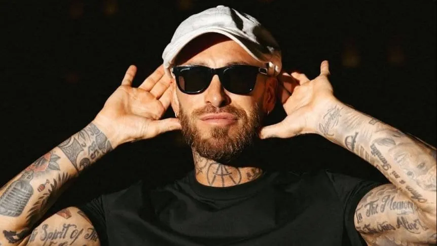 Sergio Ramos del fútbol a cantante